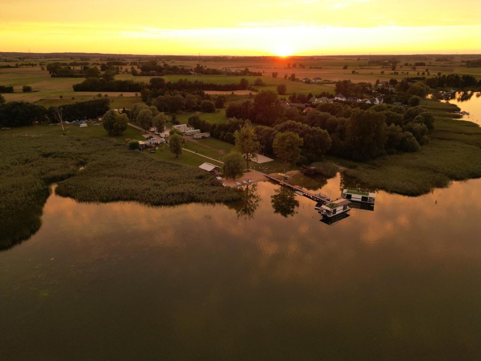 Вилла Osrodek Wypoczynkowy "Marina Rozbejko" Мыслибуж Экстерьер фото